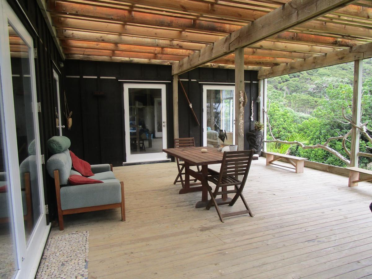 Mulberry Grove Retreat Tryphena Exterior foto